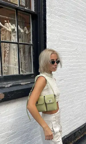 Emma Chamberlain wearing Aritzia pants