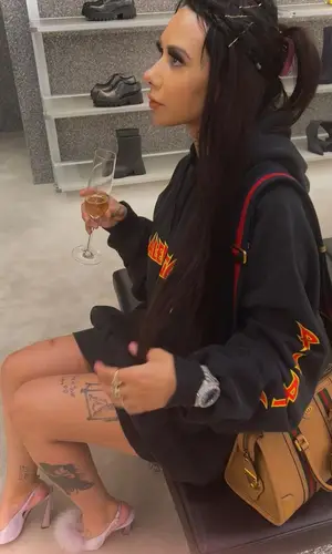Ally Lotti wearing Gucci bag