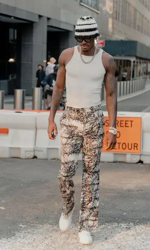 Jarred Vanderbilt wearing Suss hat