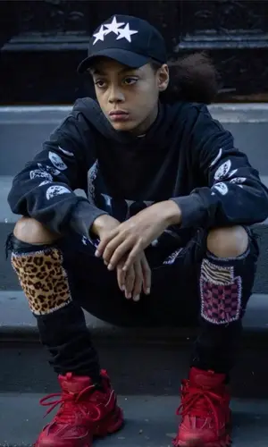 SugarHill Ddot wearing WealthyDreams Aspect hoody