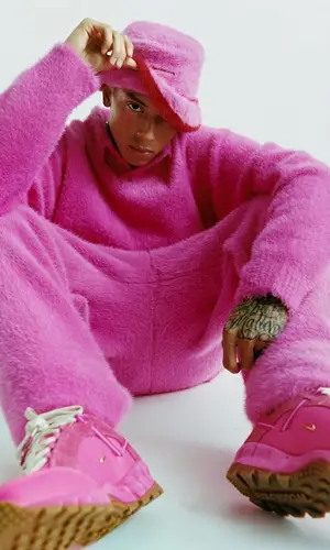 Central Cee wearing Jacquemus sweater