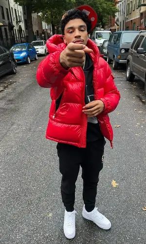 Jay Cinco wearing WealthyDreams Aspect hoody