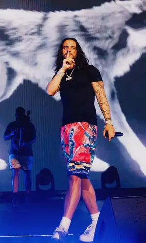 Russ wearing Hanes t-shirt