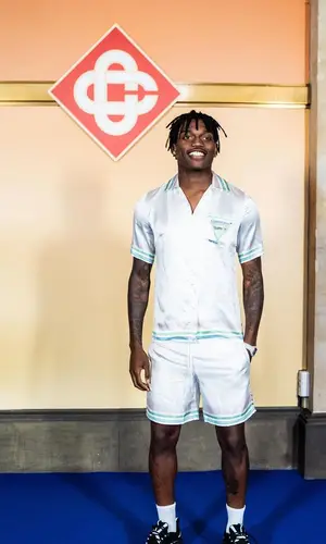 Rafael Leao wearing Cartier watch