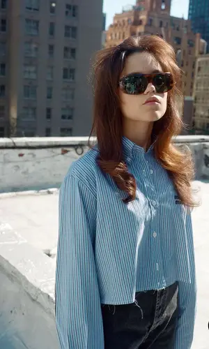 Jenna Ortega wearing Ray-Ban eyewear