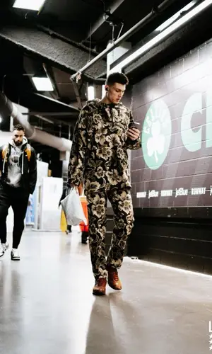 Tyler Herro wearing Goyard bag