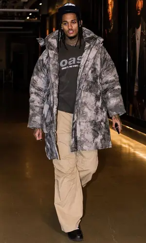 Jordan Clarkson wearing Oasis t-shirt