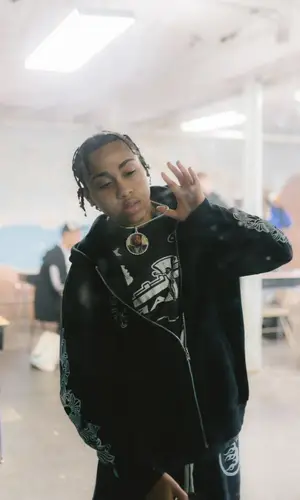 Stunna Gambino wearing Chrome Hearts cap