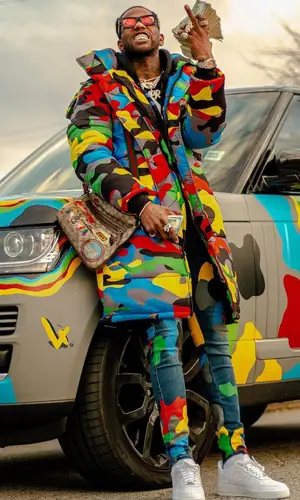 Hoodrich Pablo Juan wearing Gucci bag