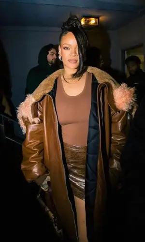 Rihanna’s Outfit in Prada Jacket, Miaou & Tom Ford Sandals (2022)