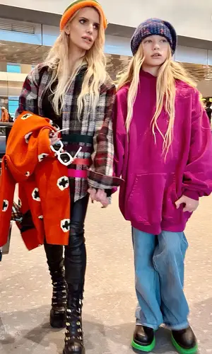 Jessica Simpson wearing Dsquared2 shirt
