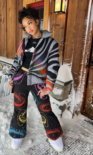 Jodie Woods wearing Moon Boot boots