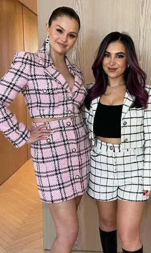 Selena Gomez’s Outfit in Alessandra Rich Jacket, Retrofete Jewelry & Gucci Sandals (2022)