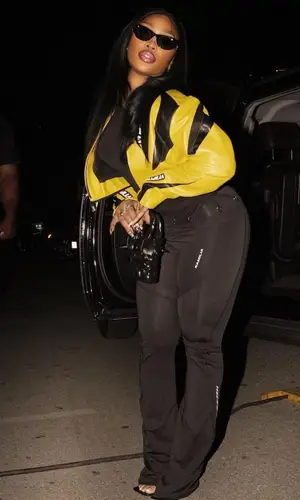 SZA wearing Namilia pants