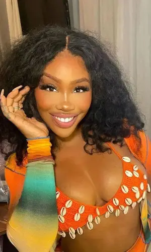 SZA wearing Siedres pants
