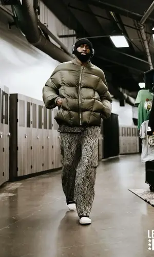 Jaylen Brown wearing Apple other