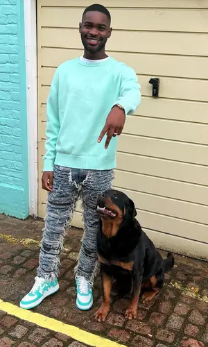 Dave’s Outfit in 1017 Alyx 9SM Sweatshirt & Bape Sneakers (2022)