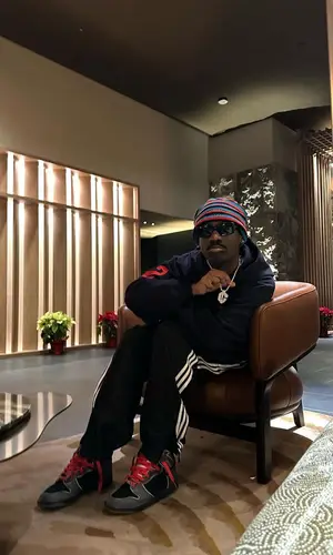 Bruce Ray wearing AFB hat