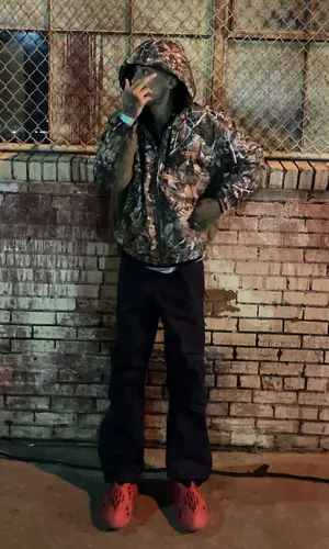Slump6s’ Outfit in Habit Jacket, The North Face Pants & Yeezy Sneakers (2023)