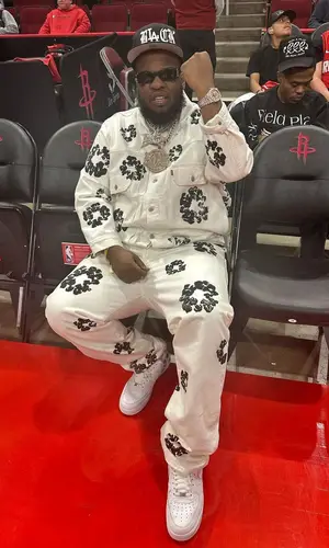 Maxo Kream wearing Black Artist Party cap