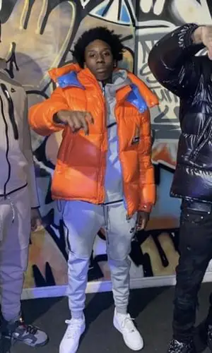 Set Da Trend wearing Nike pants