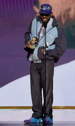 Kendrick Lamar wearing Rolex watch