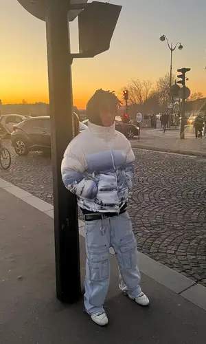Jaden Smith’s Outfit in Louis Vuitton Jacket, Supreme Pants & New Balance Sneakers (2023)