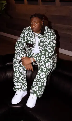 Tay Keith’s Outfit in Carhartt Jeans, Nike Sneakers & Marni (2023)