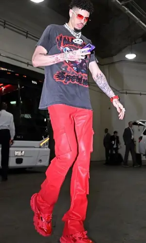 LaMelo Ball’s Outfit in Valabasas T-Shirt & Balenciaga Sneakers (2023)