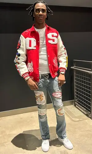 Yung Mal’s Outfit in Nike Sneakers, Gucci Belt & Cartier Eyewear (2023)