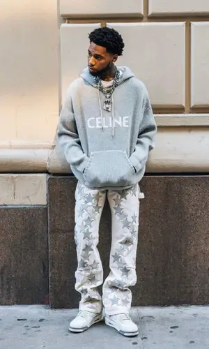 Key Glock wearing Jordan sneakers