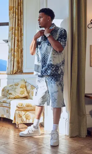 Myke Towers’ Outfit in Louis Vuitton Shirt (2023)