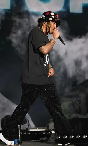 Future wearing Maison Margiela t-shirt