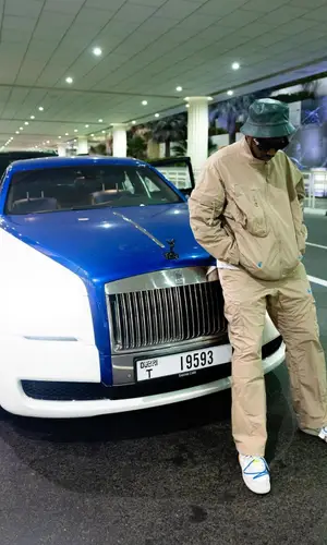 Fabolous wearing Only In New Orleans hat