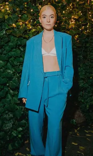 Lorde wearing Paris Georgia jacket
