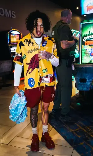 King Cid wearing Gucci sock