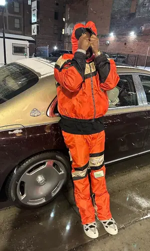 Tee Grizzley wearing Hanes t-shirt