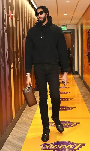 Anthony Davis wearing Louis Vuitton eyewear