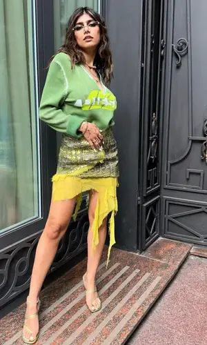 Mia Khalifa wearing Diesel other