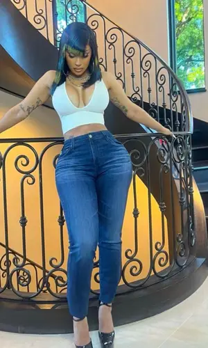 Cardi B wearing Philipp Plein sandal