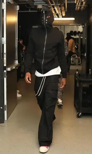 Jarred Vanderbilt’s Outfit in Rick Owens Jacket (2023)