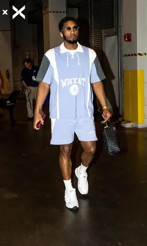 Donovan Mitchell’s Outfit in Whyat Jersey, Dior Sneakers & Bottega Veneta Bag (2023)