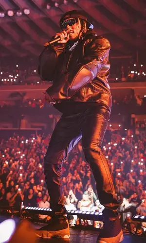 Future wearing Oaklandish hoody