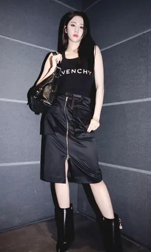 Yunjin Le Sserafim wearing Givenchy top