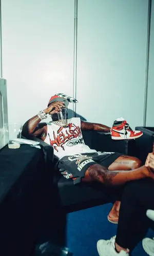 DaBaby wearing Nike sneakers