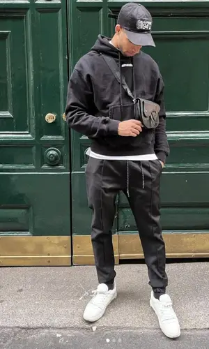 Achraf Hakimi wearing Dior bag