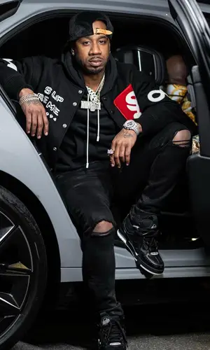Benny The Butcher’s Outfit in Supreme Jacket & Louis Vuitton Hoodie (2023)