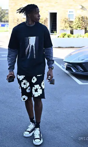 Wilfried Zaha wearing Maison Mihara Yasuhiro sneakers