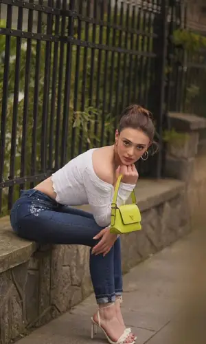Rabia Soyturk wearing Guess bag