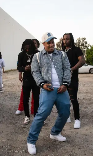 Doodie Lo’s Outfit in Nike Sneakers & Amiri Hat (2023)